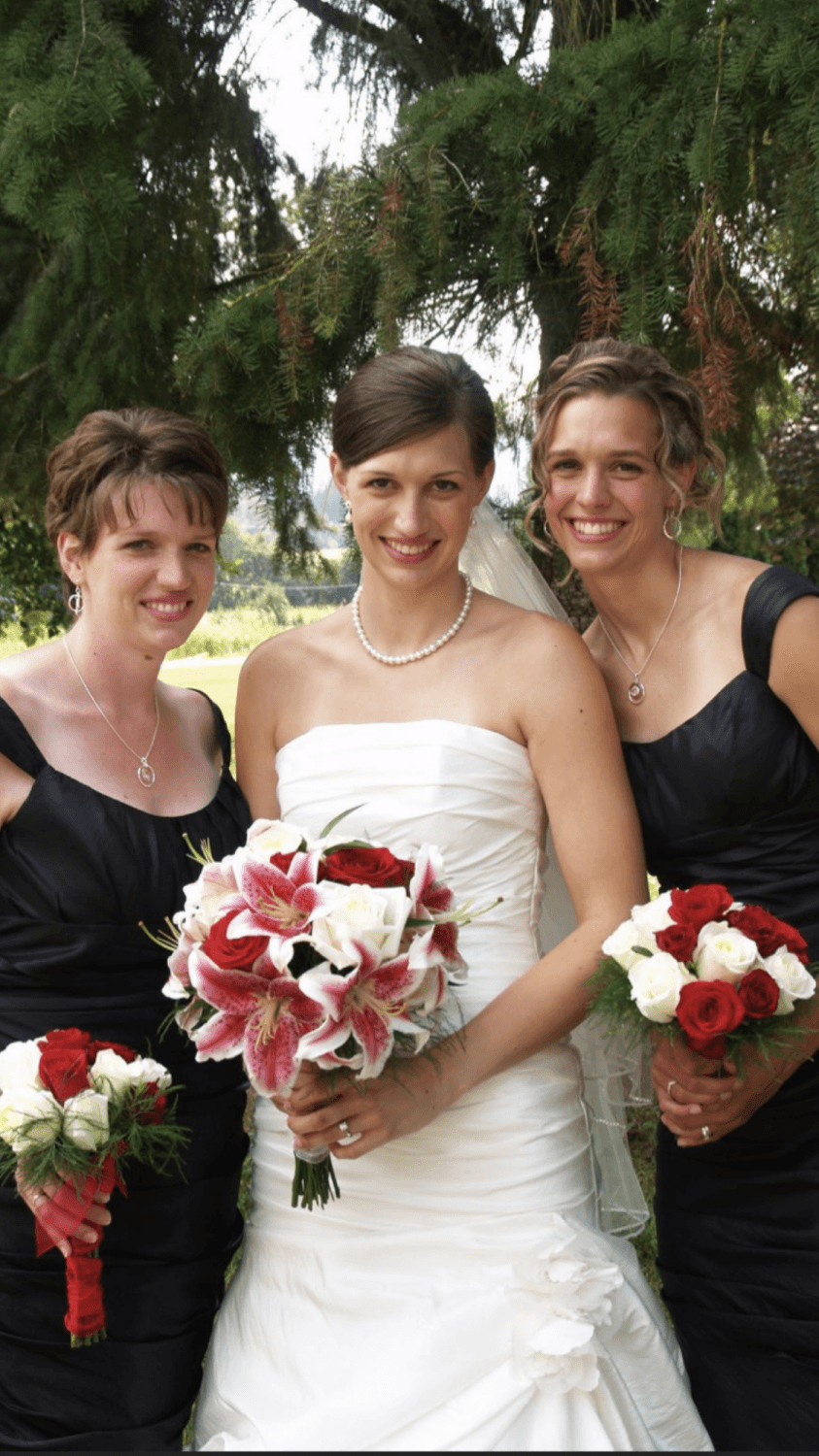 Innocent bride is a closet whore with a deep cunt behind closed doors.