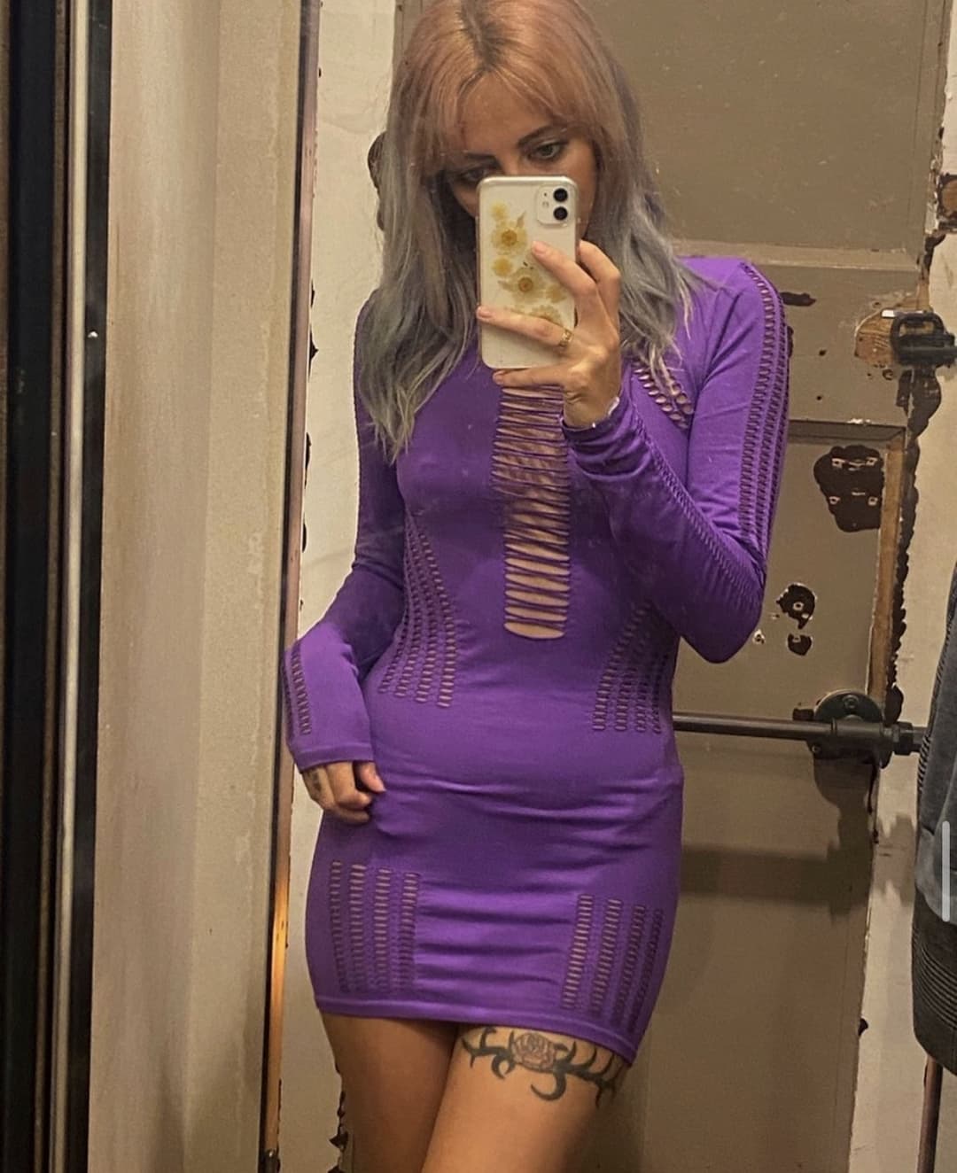 I think my crush Ellen knows how to attract fans