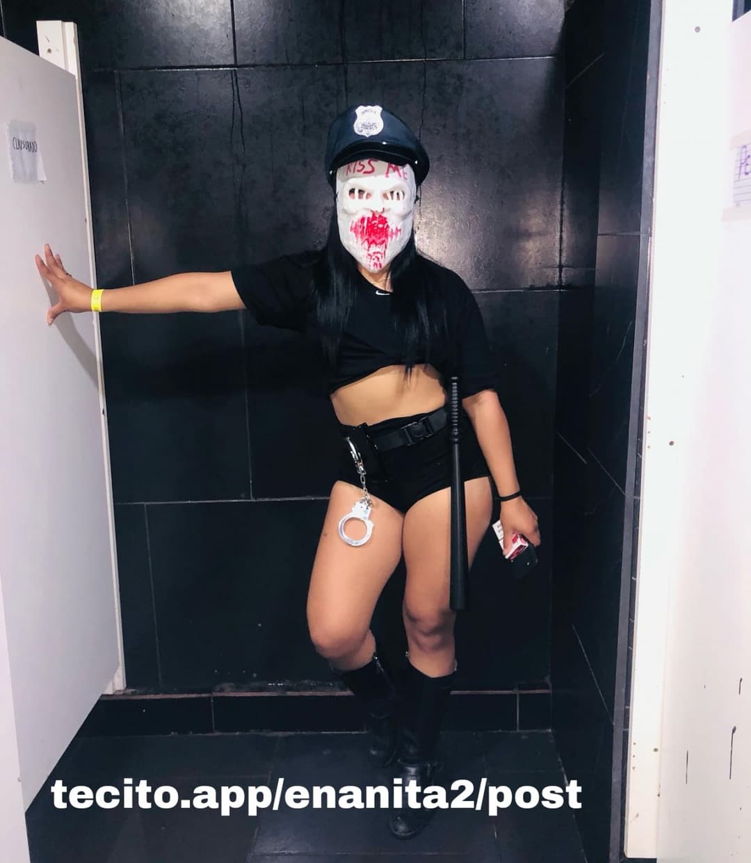 LATINA TEEN ARGENTINA CULONCITA ? Disfraz de Policía Riquísima puta