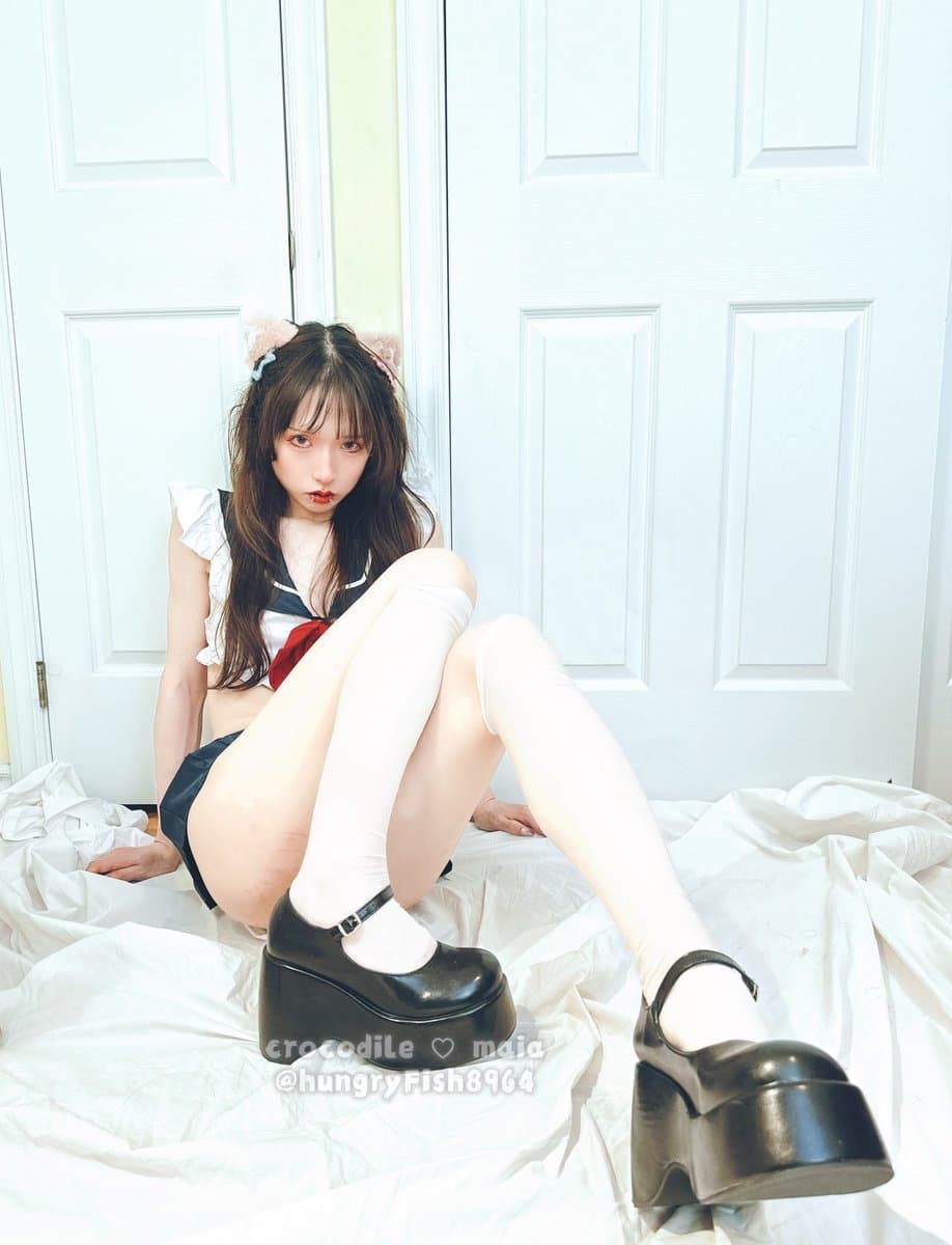 Click to view full size Horny fetish ladyboy loves pee outside and play with her ass and cock