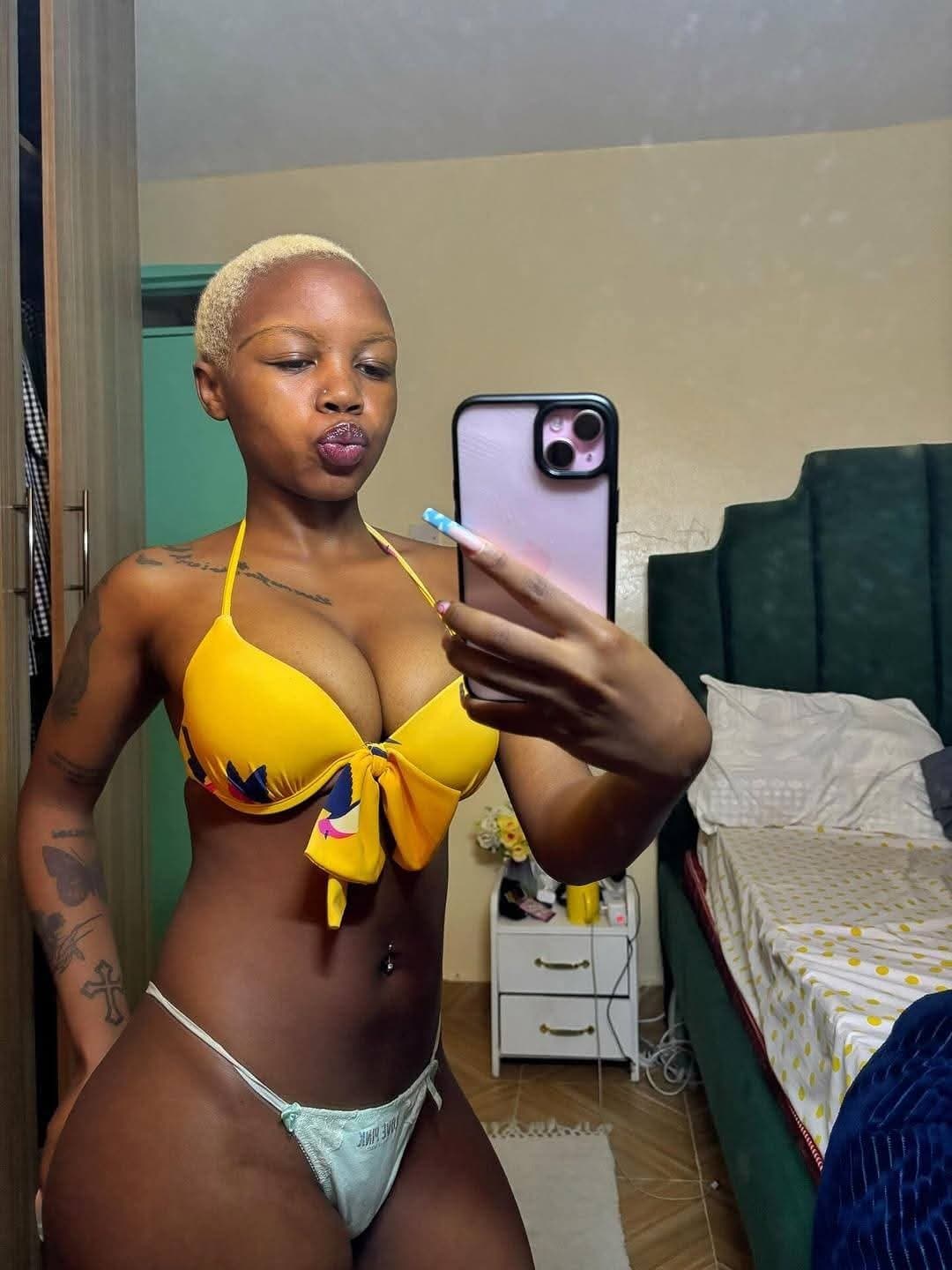 Freaky Ebony from the Hood