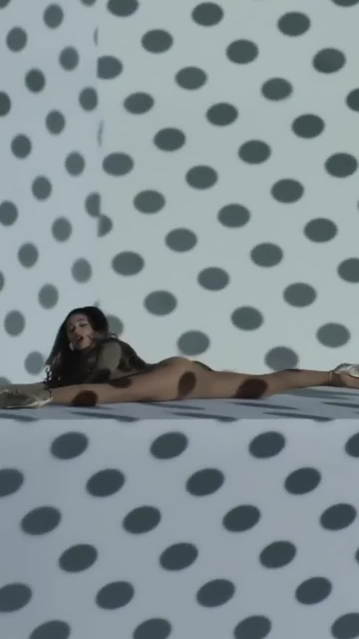 CELEBRITIES TALKING NASTY ? (Cardi B, Nicki Minaj, Ruby Rose, Billie Eilish...)