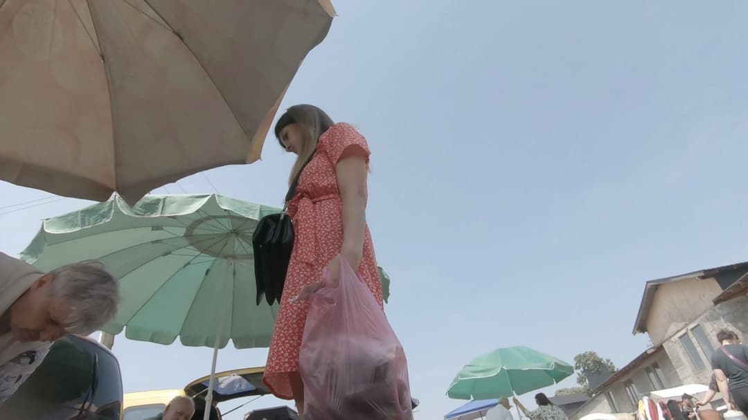 Delicious big juicy bubble booties...