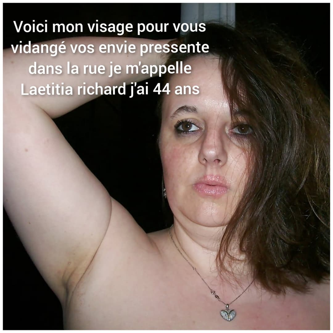 Je commence mon travail à 6h du matin si tu me croise dans la rue de Gleizé mes moi enceinte dehors