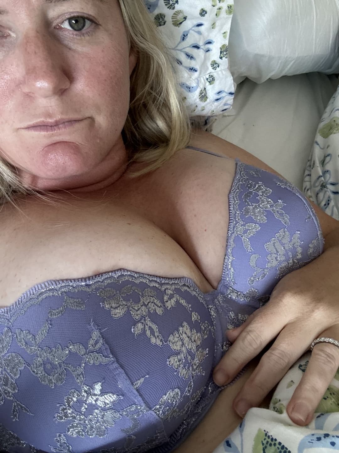 Wife’s hidden folder, who took these pics of her girls trip? Kik lareby21