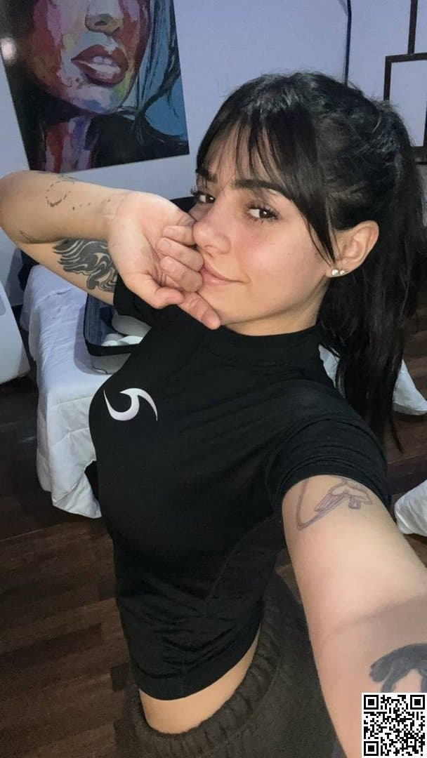 Mica - 22y Mixed-Latina Webslut