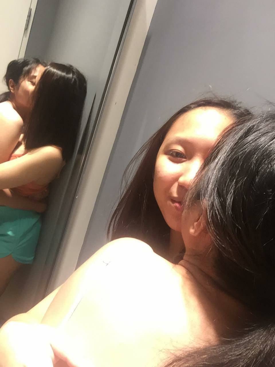 Lesbian thaï pretty girl