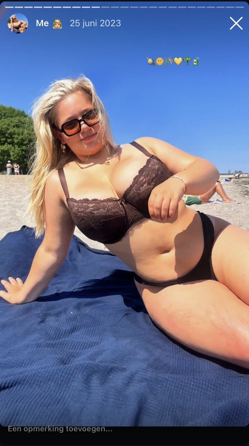 Dutch Teen with enormous boobs