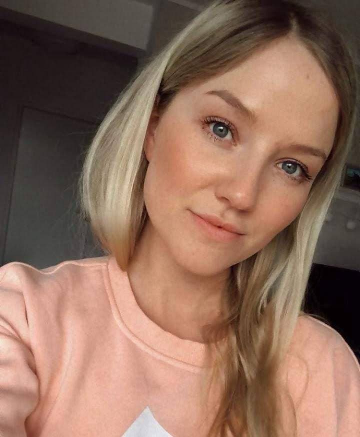 German cumslut Charlotte from Bremen, Germany