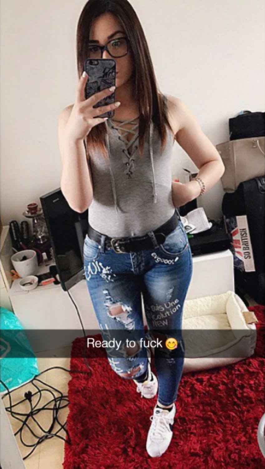 Cheating kik slut from in desperate need of cock. Discord in comments