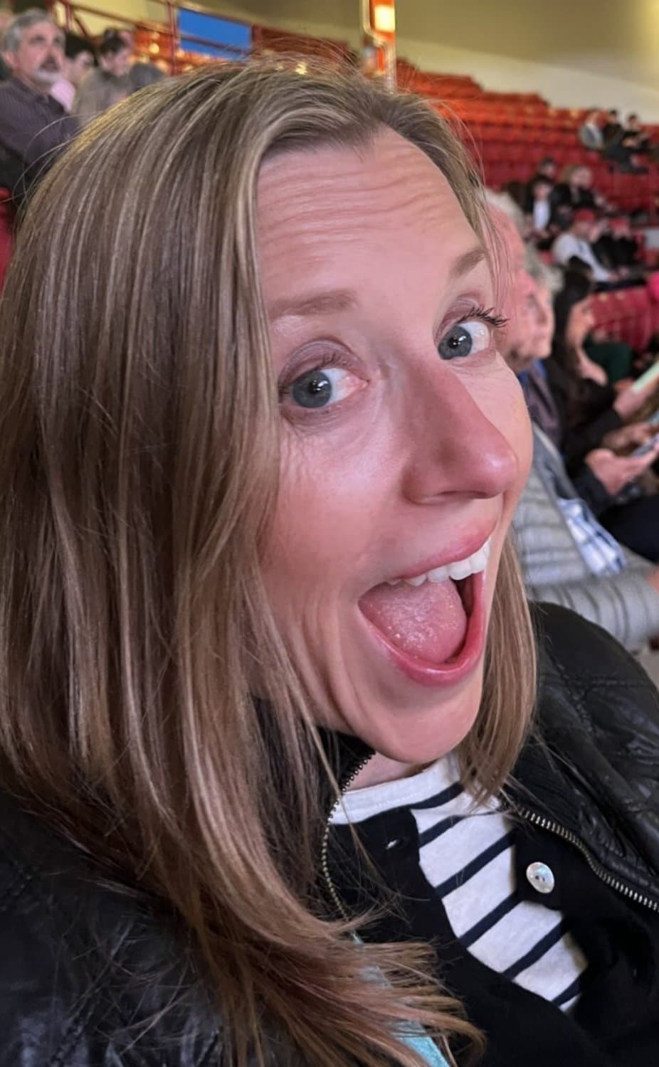 WHITE CUM ON MY FACE/BLACK CUM IN MY WHORE MOUTH! ( FEATURING SUSAN)