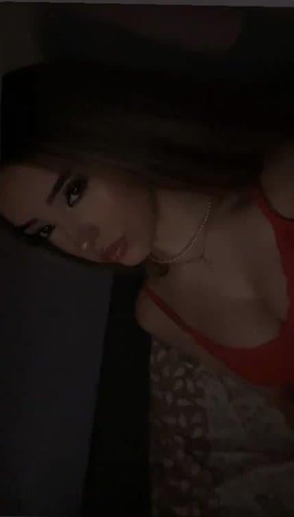 Click to view full size What are you destroying? Ass, pussy, mouth or tits (dm me your answer )
