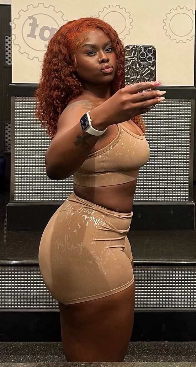 Thick ass dark chocolate ebony