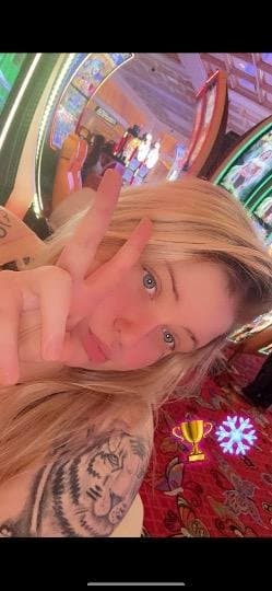 Click to view full size 24 year old blonde escort in Orange County &surrounding areas