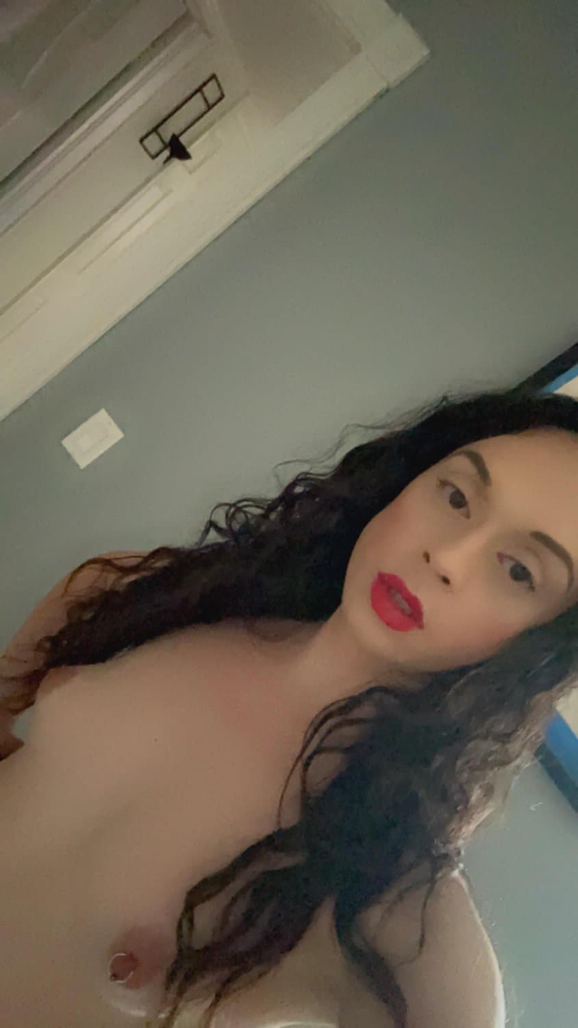 Click to view full size Tgirl Sextina pics. Hit me up