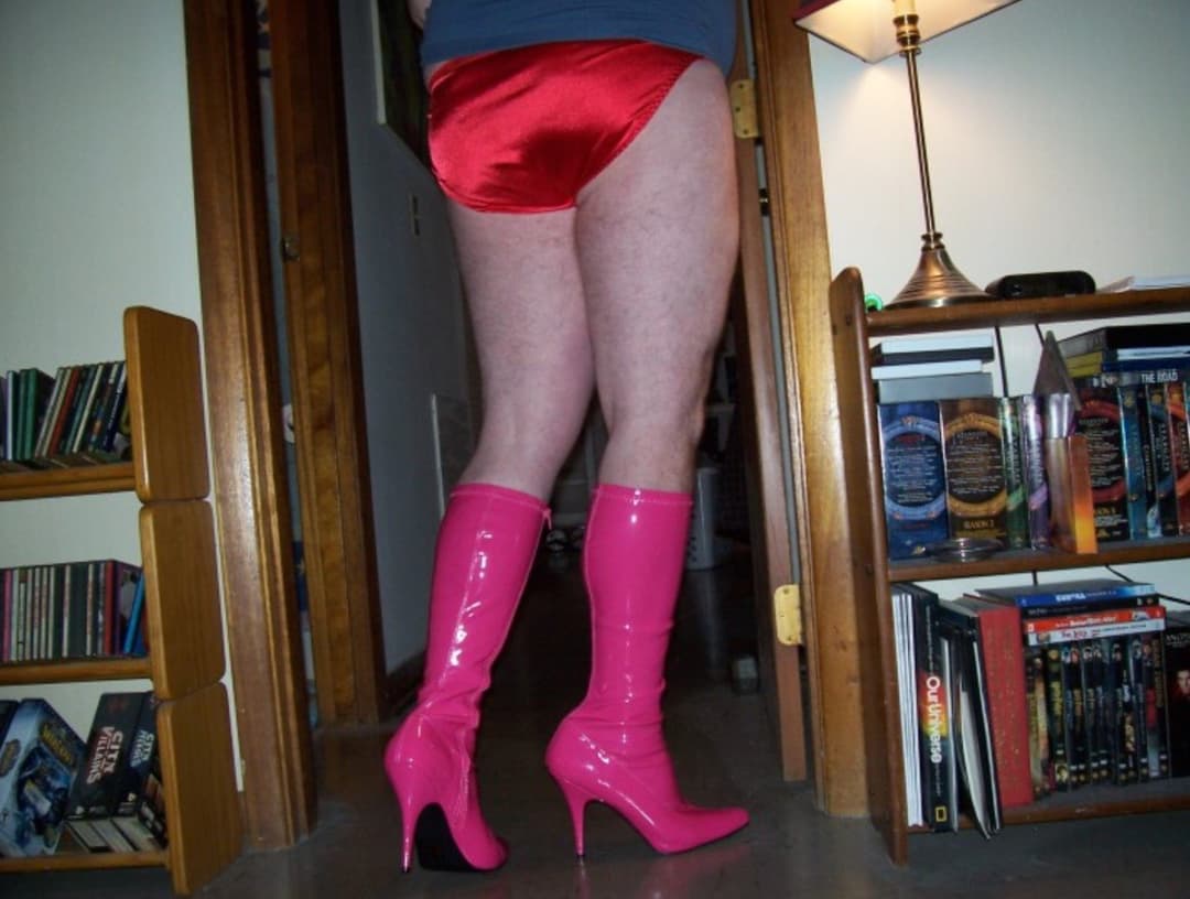 Click to view full size Crossdresser Andy