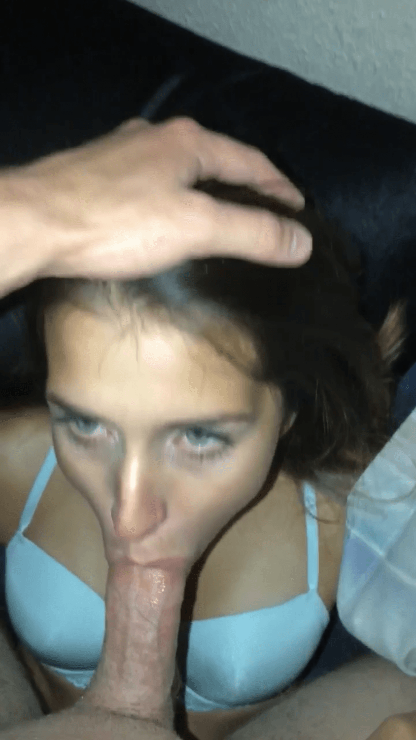 Barely legal 18 yo amateur Latina teen deepthroat gagging facefuck blowjob leaked