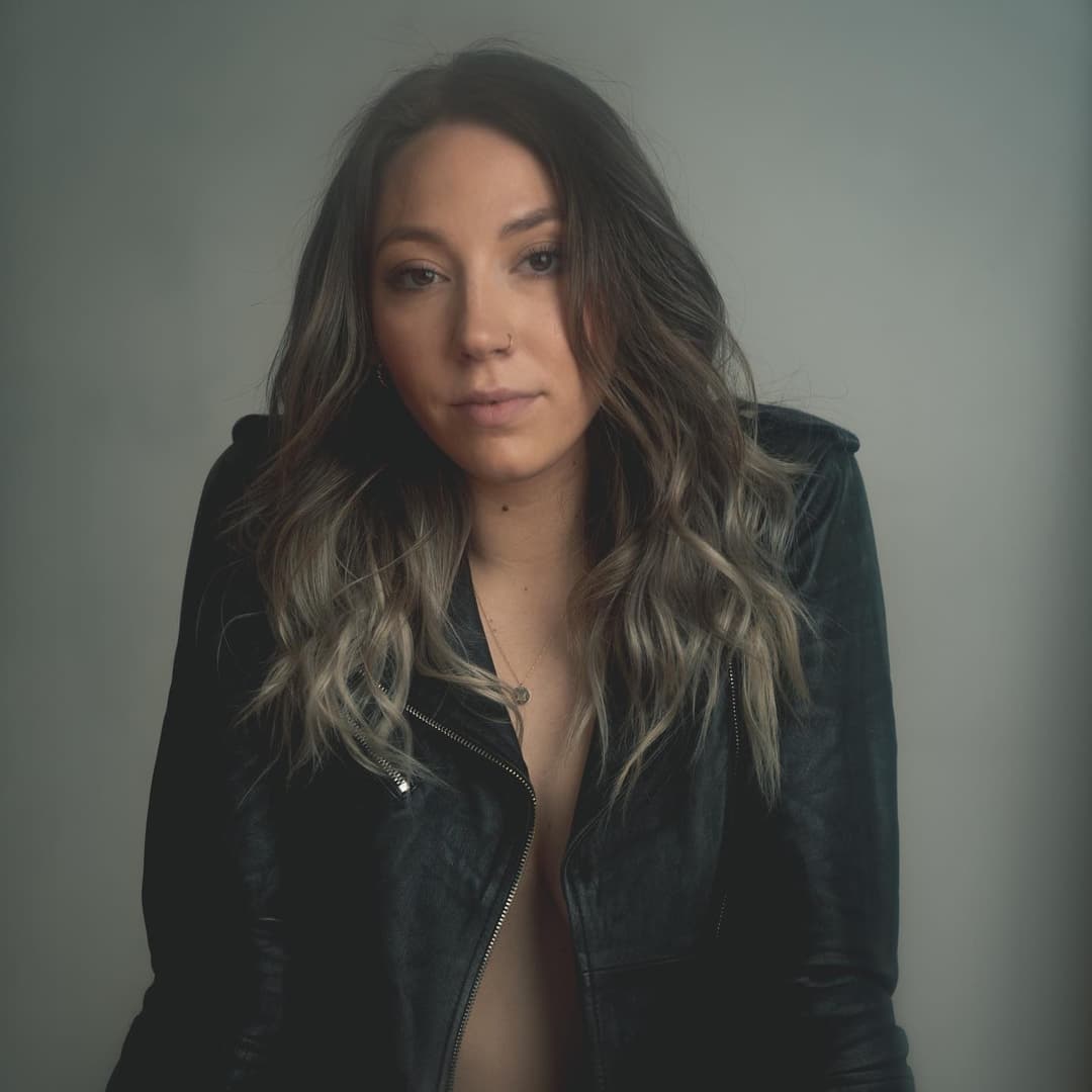 Disclosure #622: Lesbian couple is a straight couple