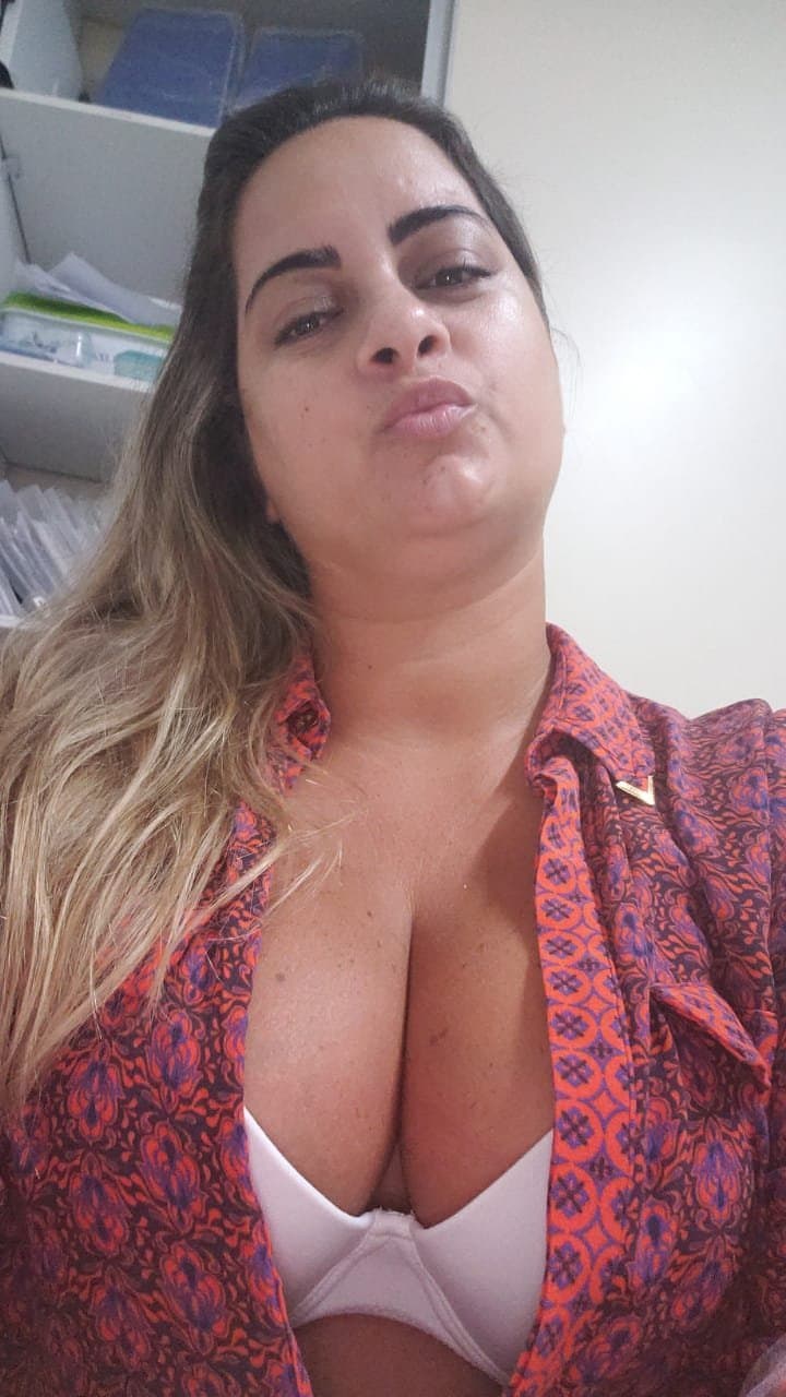 Click to view full size Depósito de porra e enfermeira mais safada do RJ Michele