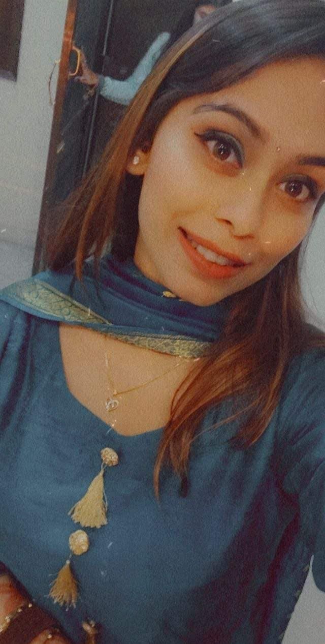 Beautiful punjabi busty babe leaked collection ??? hottest sardarni Muskan kaur randi