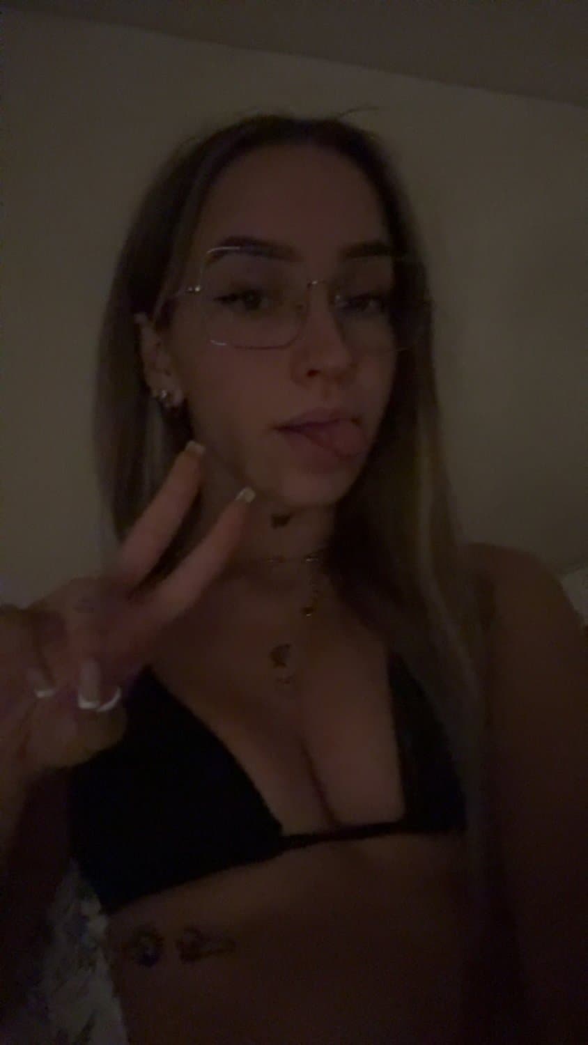 I will bounce nicely while you fuck me