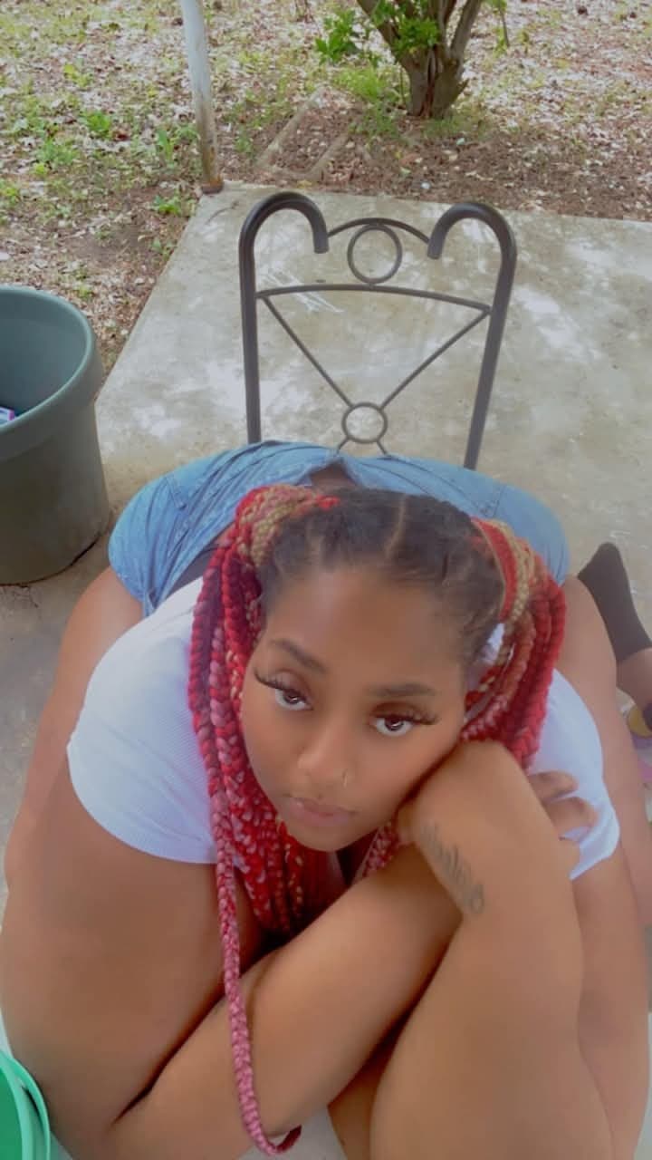 HUGE SSBBW SEXY ASS BOOTY