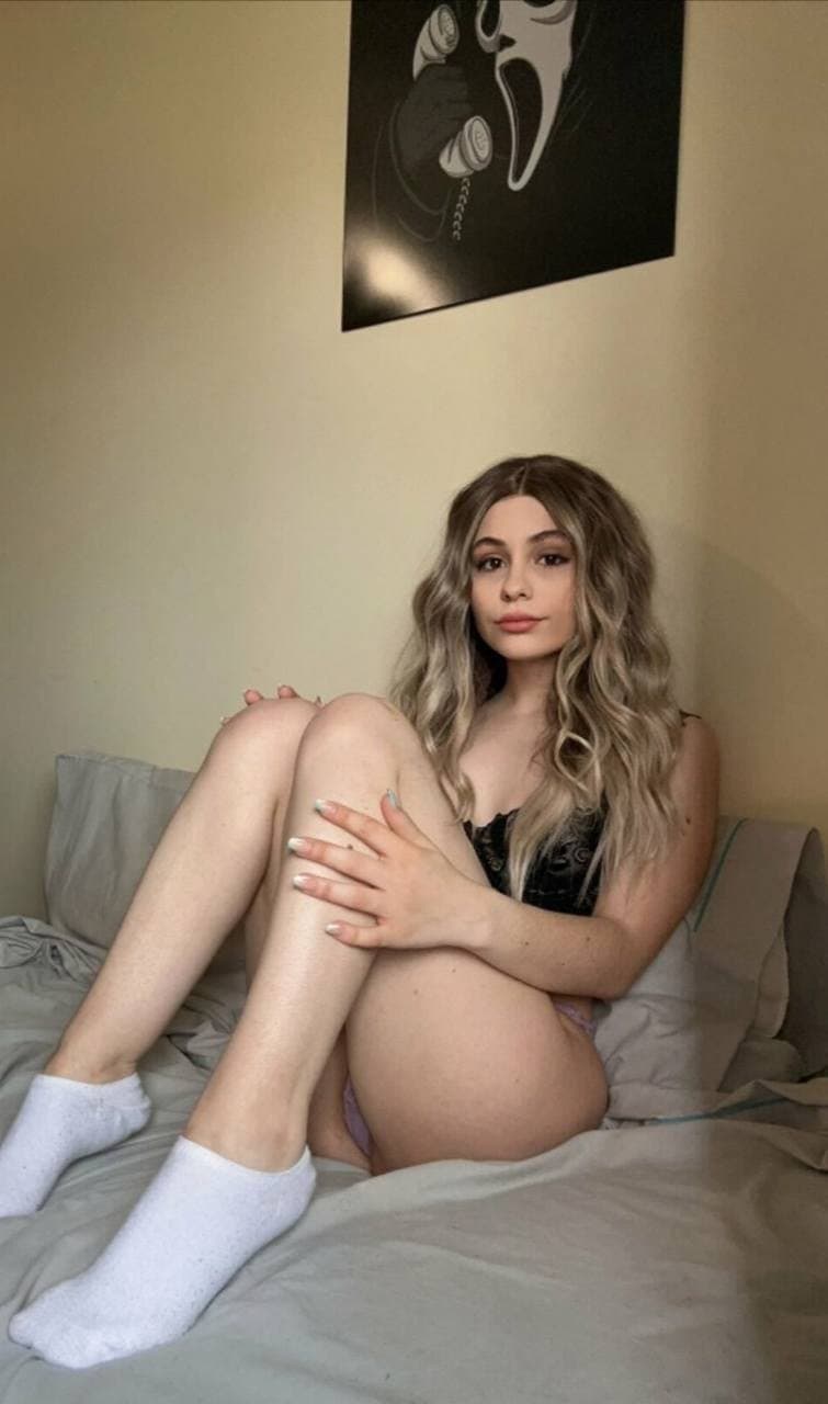 Novinha gostosa com conteudo exclusivo de Portugal - Catarina 19 anos