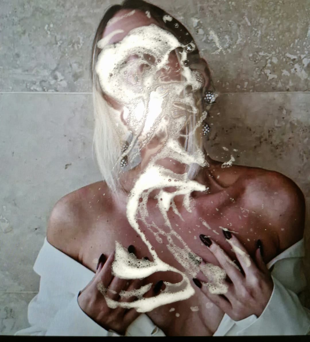 Mara sattei sputata in faccia e sulle tette