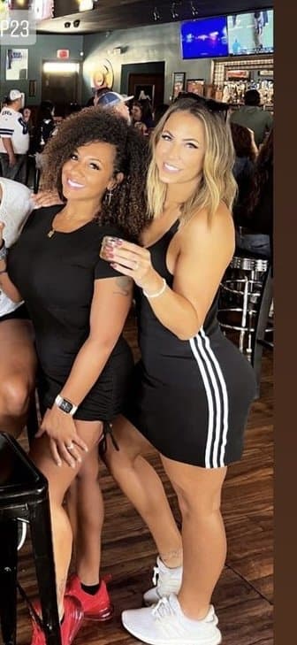 Click to view full size Texas hotwife Robyn fields