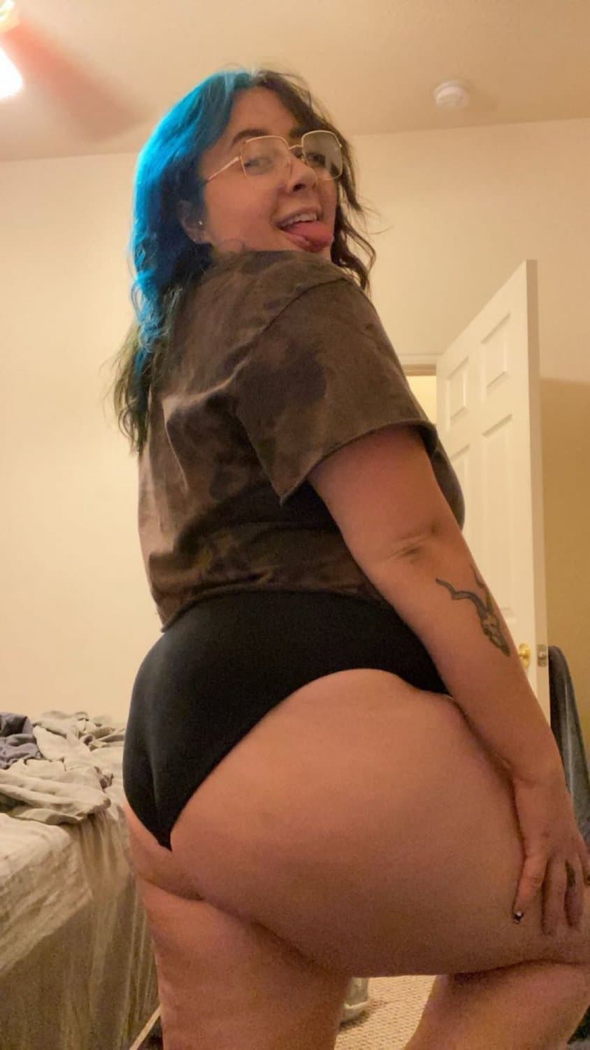 Click to view full size Tattoo bi bbw wants to be a pornstar