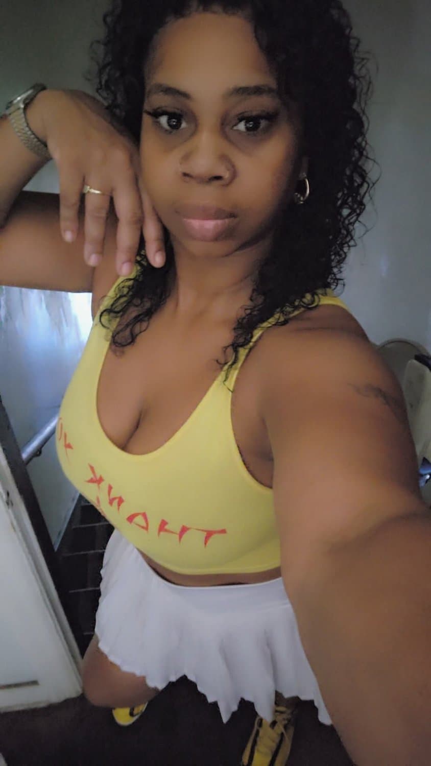 LA Early 40s Thot Grandmother From Crip I Fucked A Couple of Times