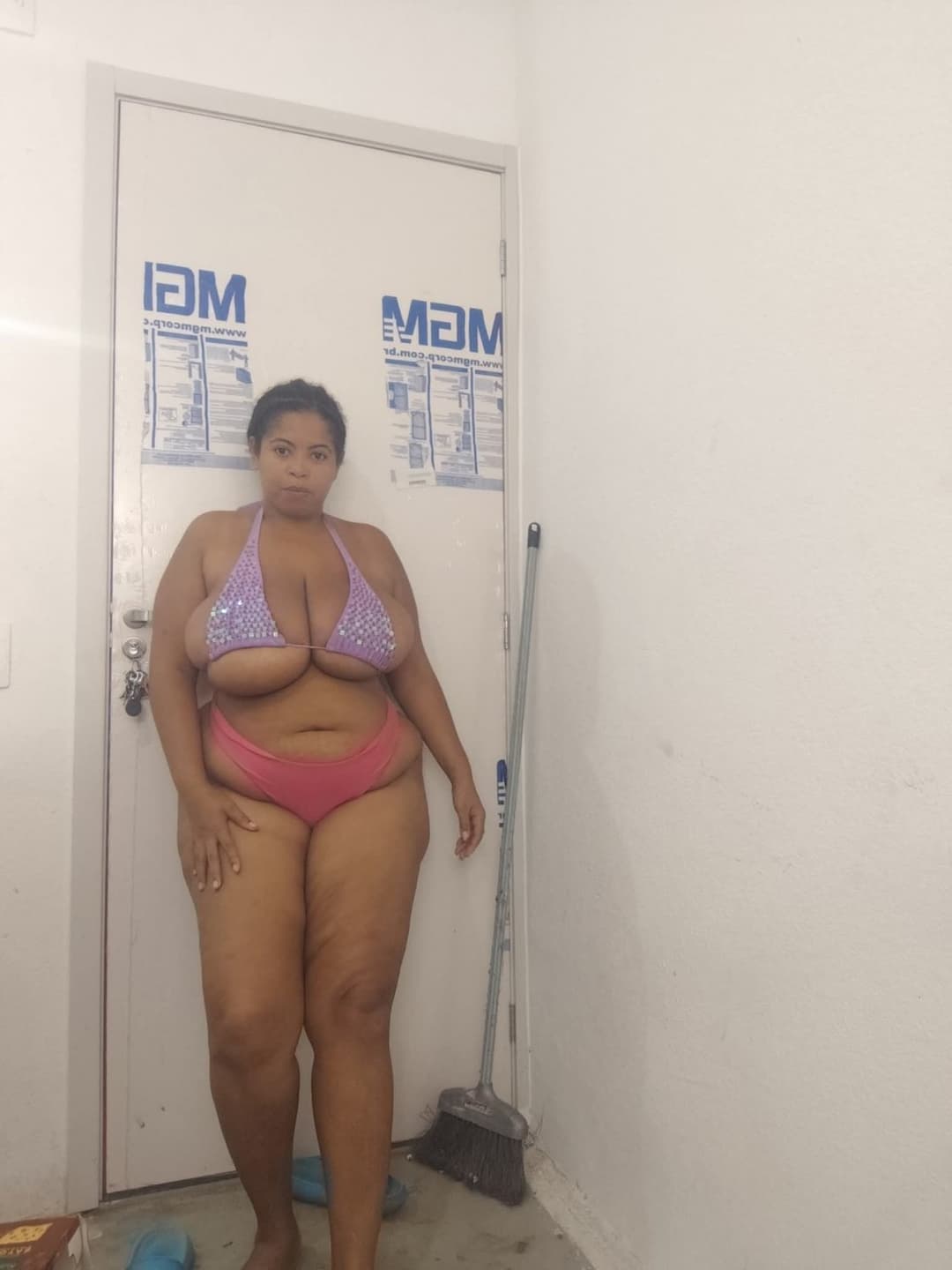 Gislaine gorda rabuda e peituda