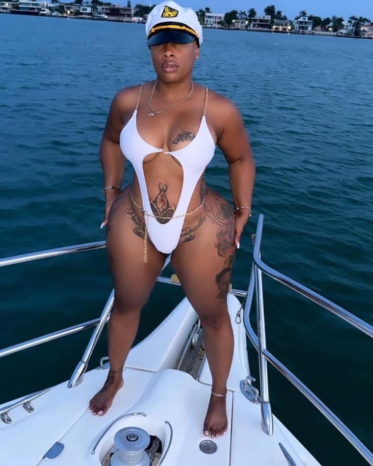 Jamaican 146 - bald head bitch