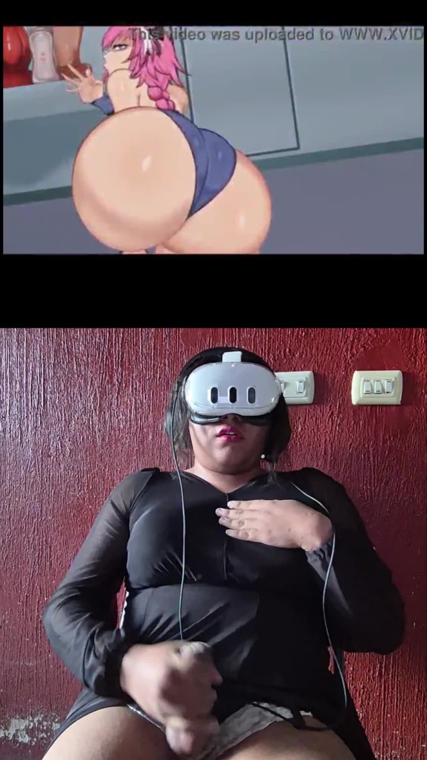 Femboy masturbandose usando realidad virtual
