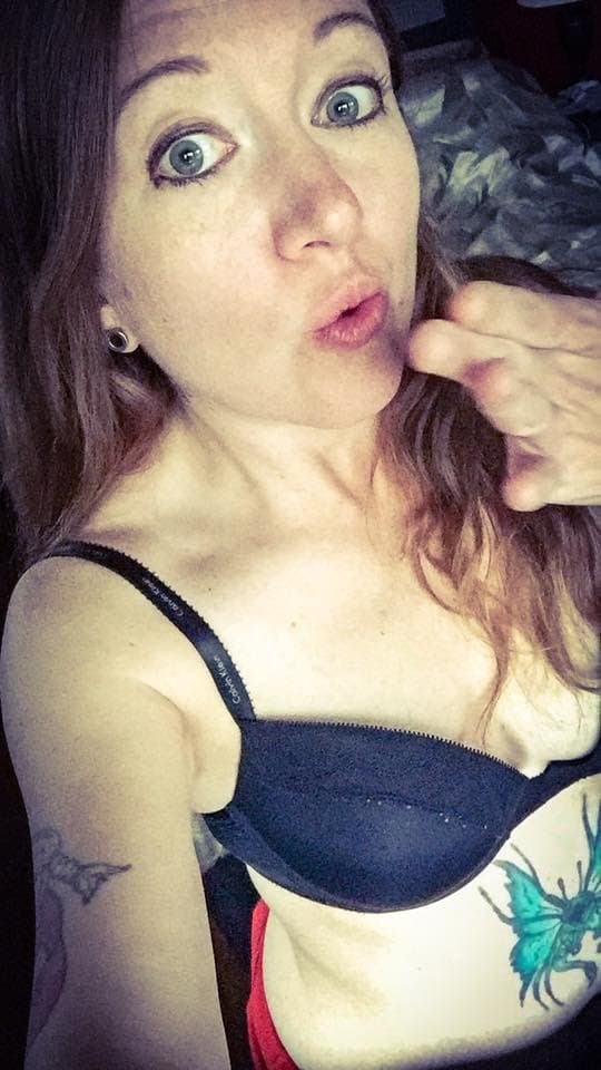 Click to view full size Meet Autumn - Wife, Mom & Cumdump