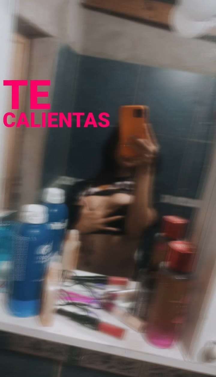 Quiere que le rompan el orto por primera vez .. se lo merece ?