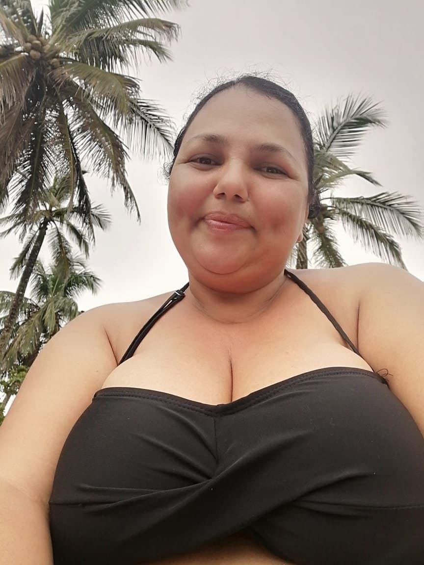 Vivian bbw