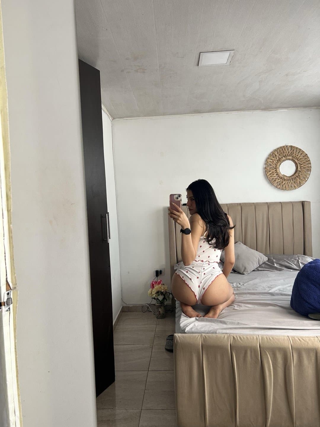 Slutty Latina Butt Stuffing Anal Addict