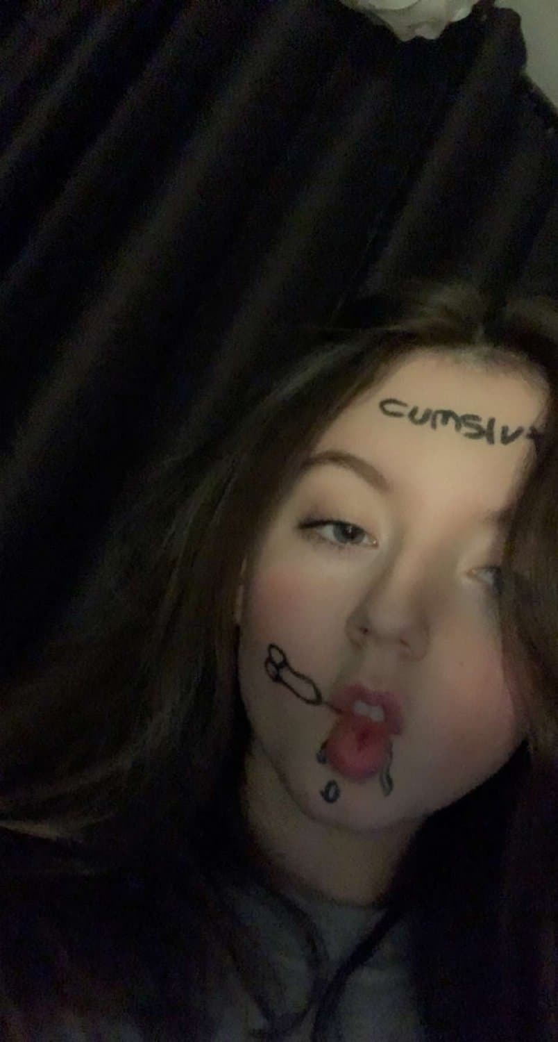 19 year old Glasgow well known prostitute will show sex tape if this does well