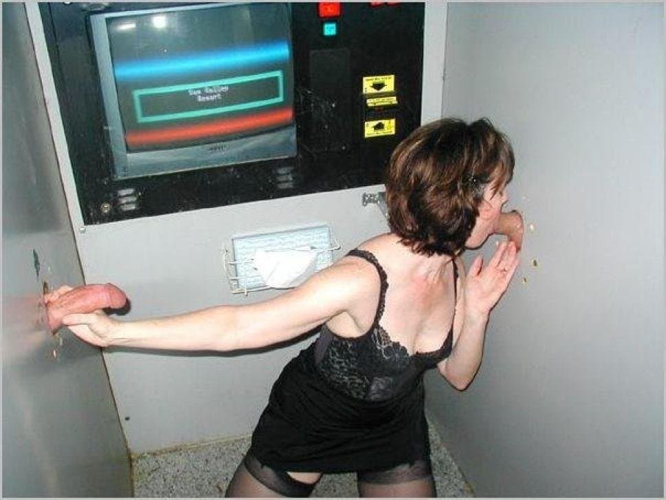 MORE LEGENDARY Hotwife Tish sucking all cocks