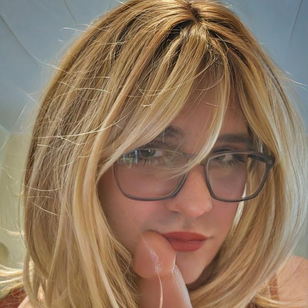 SISSY SLUT TONI ARTIGUE