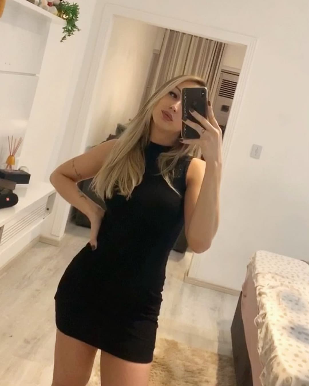 Melissa mendes Trans gostosa (mais vídeos no PV )