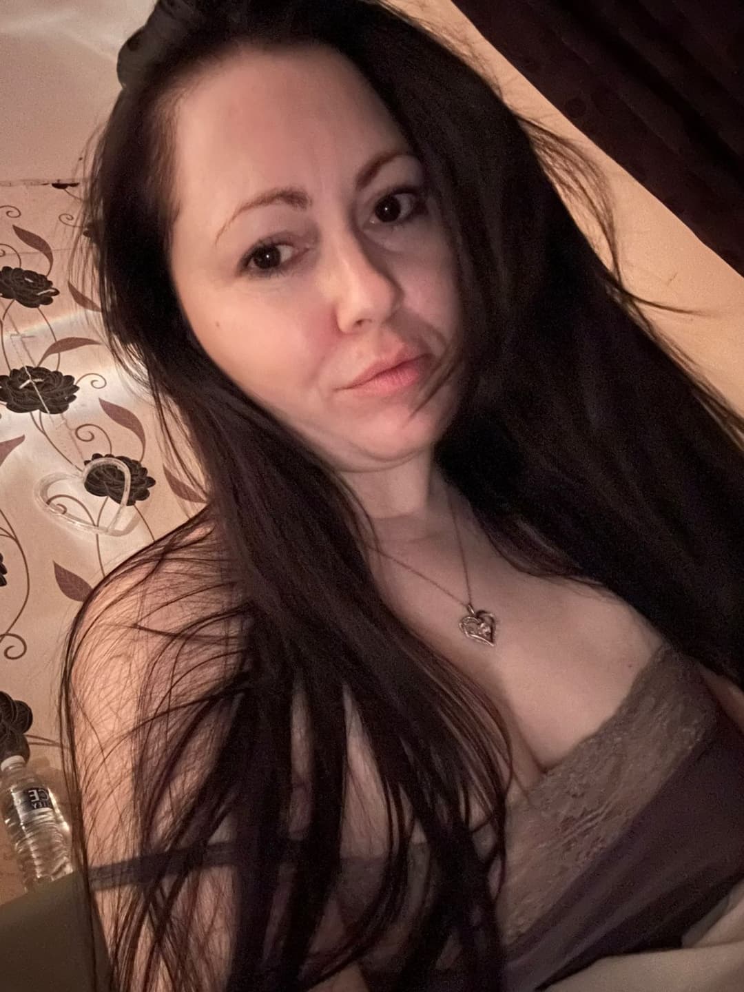 Stupid married uk slut kerry in all her glory