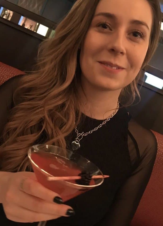 Lost her to someone else. Should I become her loser cum tribber now? DM code is ‘Do it loser