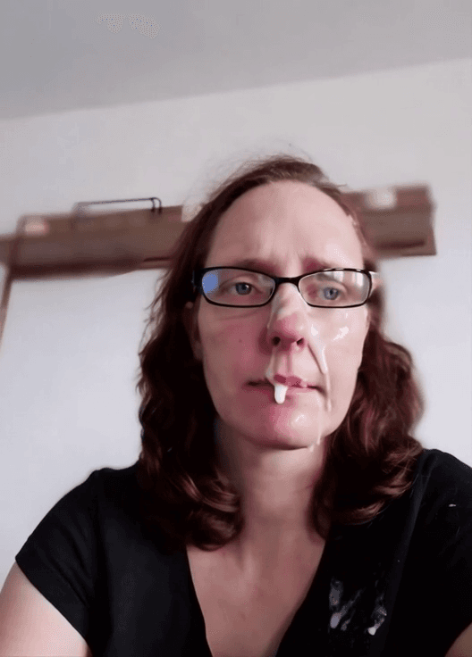 Nicole Kaiser from Bielefeld Germany born on 5 Oct. 77 Cumslut Born as Nicole Sundermann Part 3 of 3