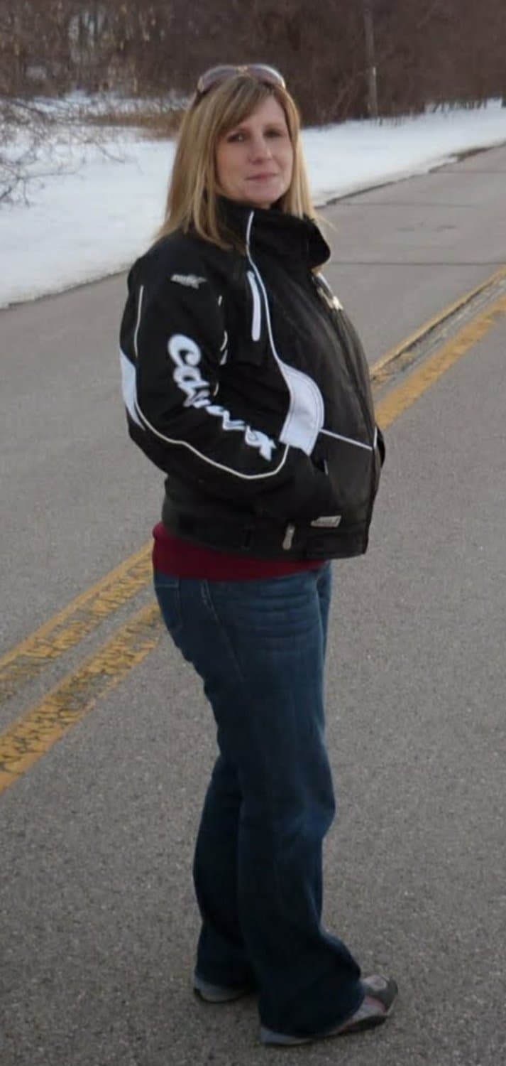 Tanja, regular mom by day, hogtied bondage slut by night.