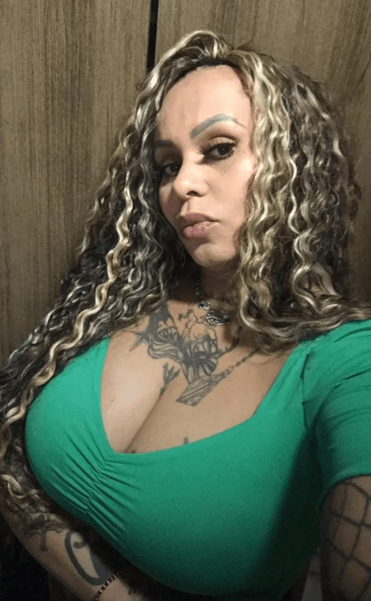 Click to view full size Brazilian Facials Lisa (Lisa Cock, Samantha Clit)