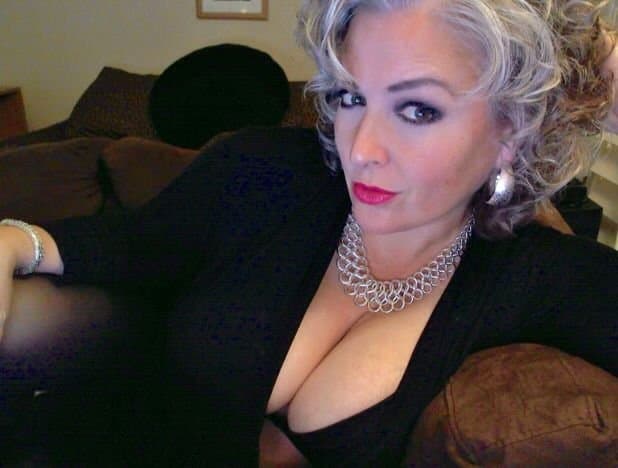 Gorgeous busty classy milf Anna