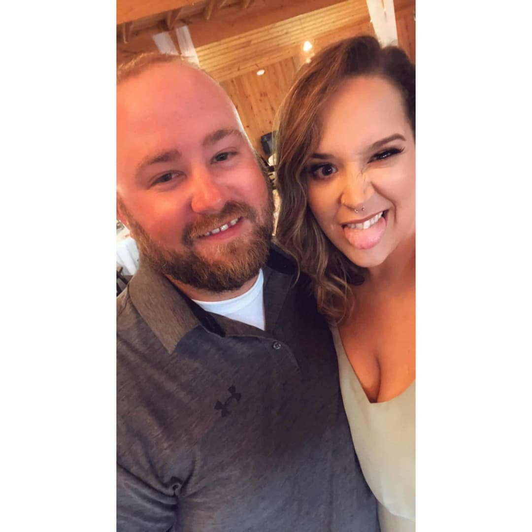 Bbw wife sucks dick while her baby cries