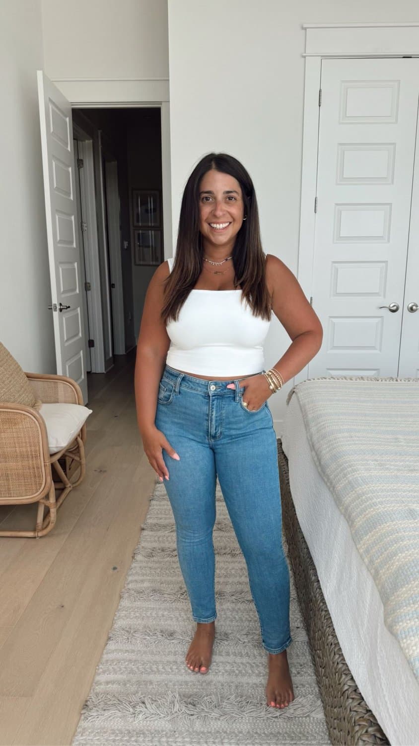 Would y’all milk this thick big boob Latina milf?